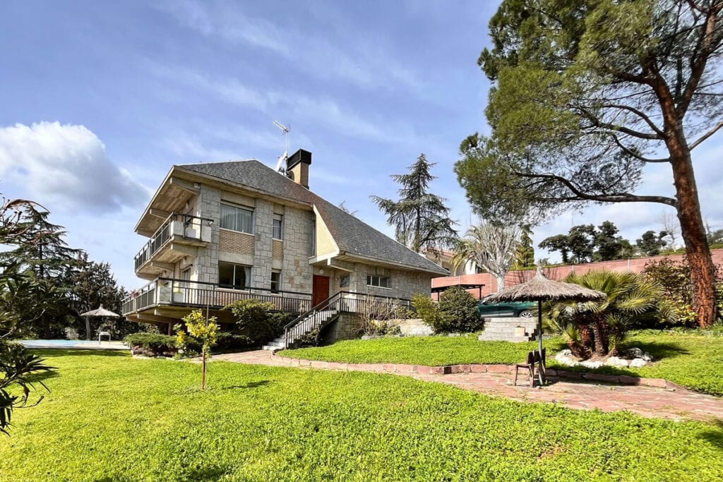 Chalet con preciosas vistas en Los Peñascales (Torrelodones)