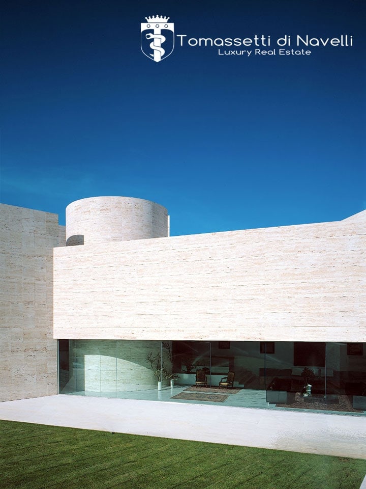 Impresionante villa de autor en finca privada a 14 km de Madrid