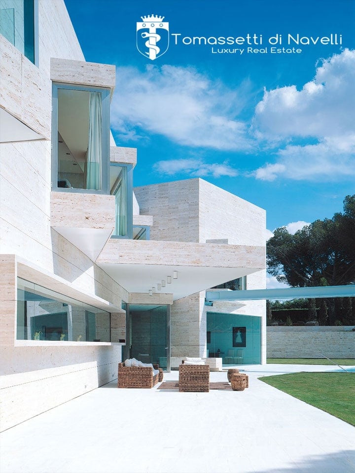 Impresionante villa de autor en finca privada a 14 km de Madrid