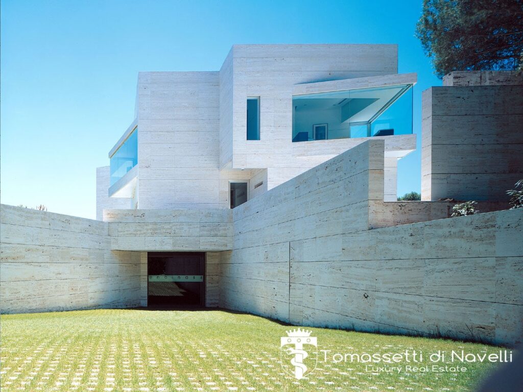 Impresionante villa de autor en finca privada a 14 km de Madrid