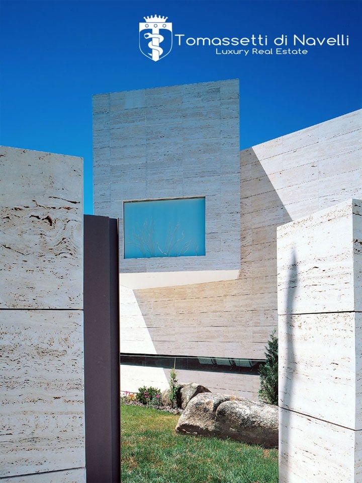 Impresionante villa de autor en finca privada a 14 km de Madrid