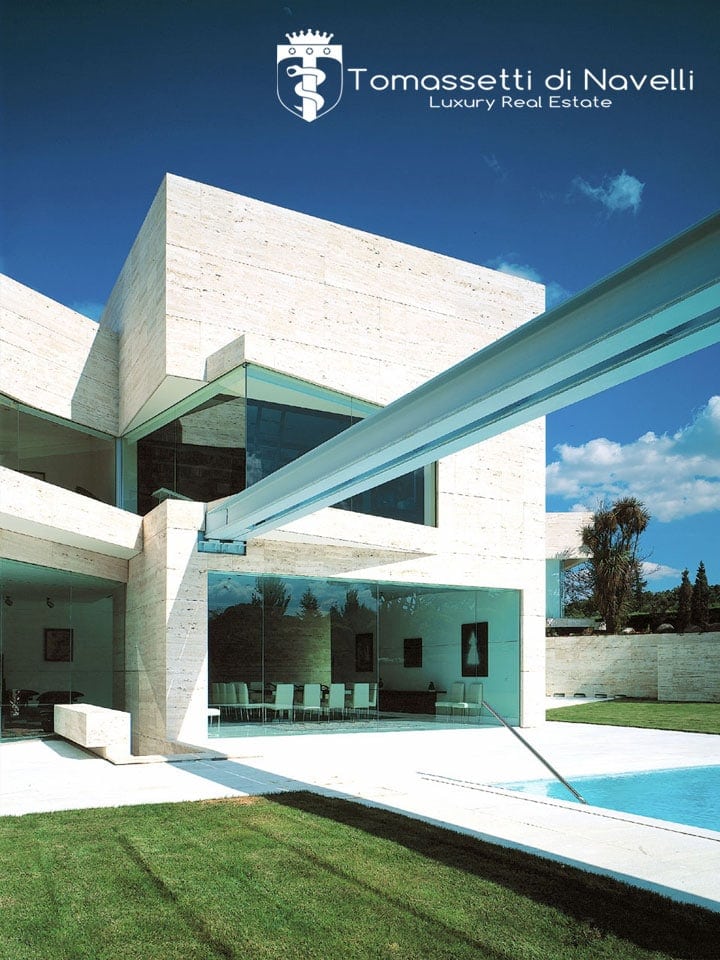 Impresionante villa de autor en finca privada a 14 km de Madrid