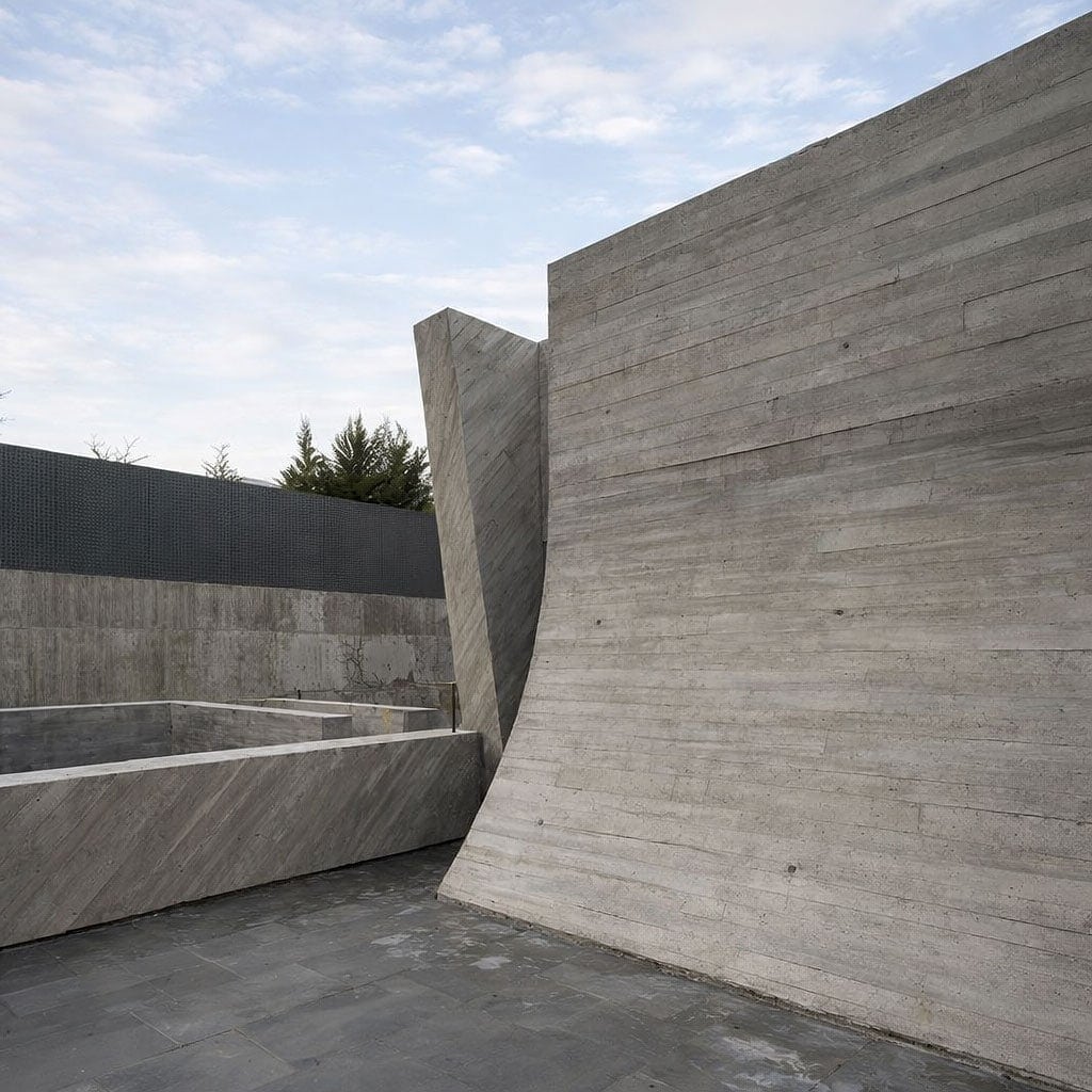 Villa escultórica de lujo diseñada por A-Cero inspirada en Oteiza
