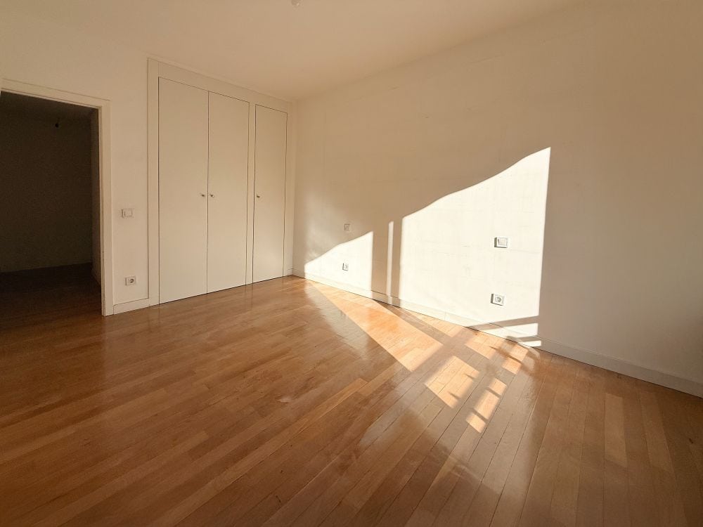 Amplio piso de 192 m2 para reformar en zona Retiro – Madrid